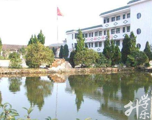 湘西自治州建筑學(xué)校